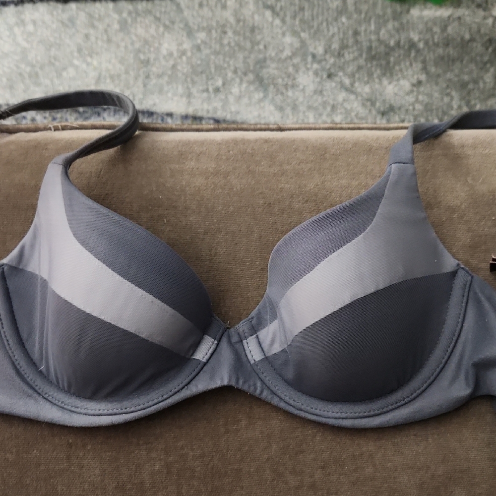 Victoria's Secret Body By Victoria Two-Tone Gray Bra